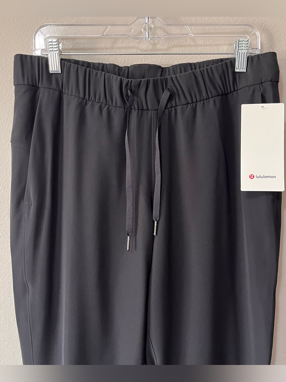 Lululemon NWT On The Fly Full Length *Woven Pants Black Size 10 Athleisure - Picture 6 of 12